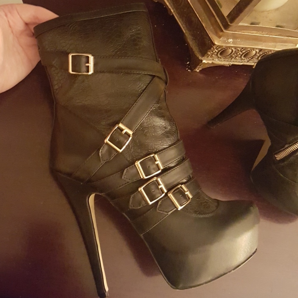 Bebe booties - Picture 2 of 6